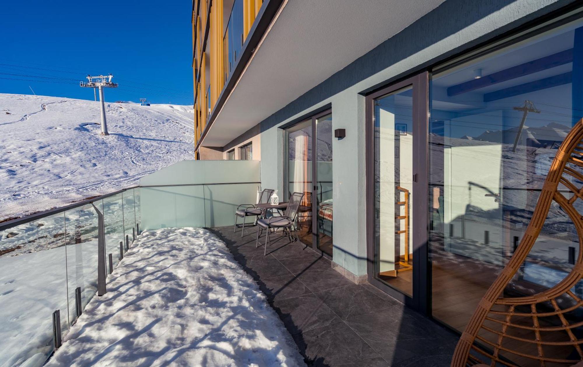 New Gudauri Apartments In Atrium Exterior photo